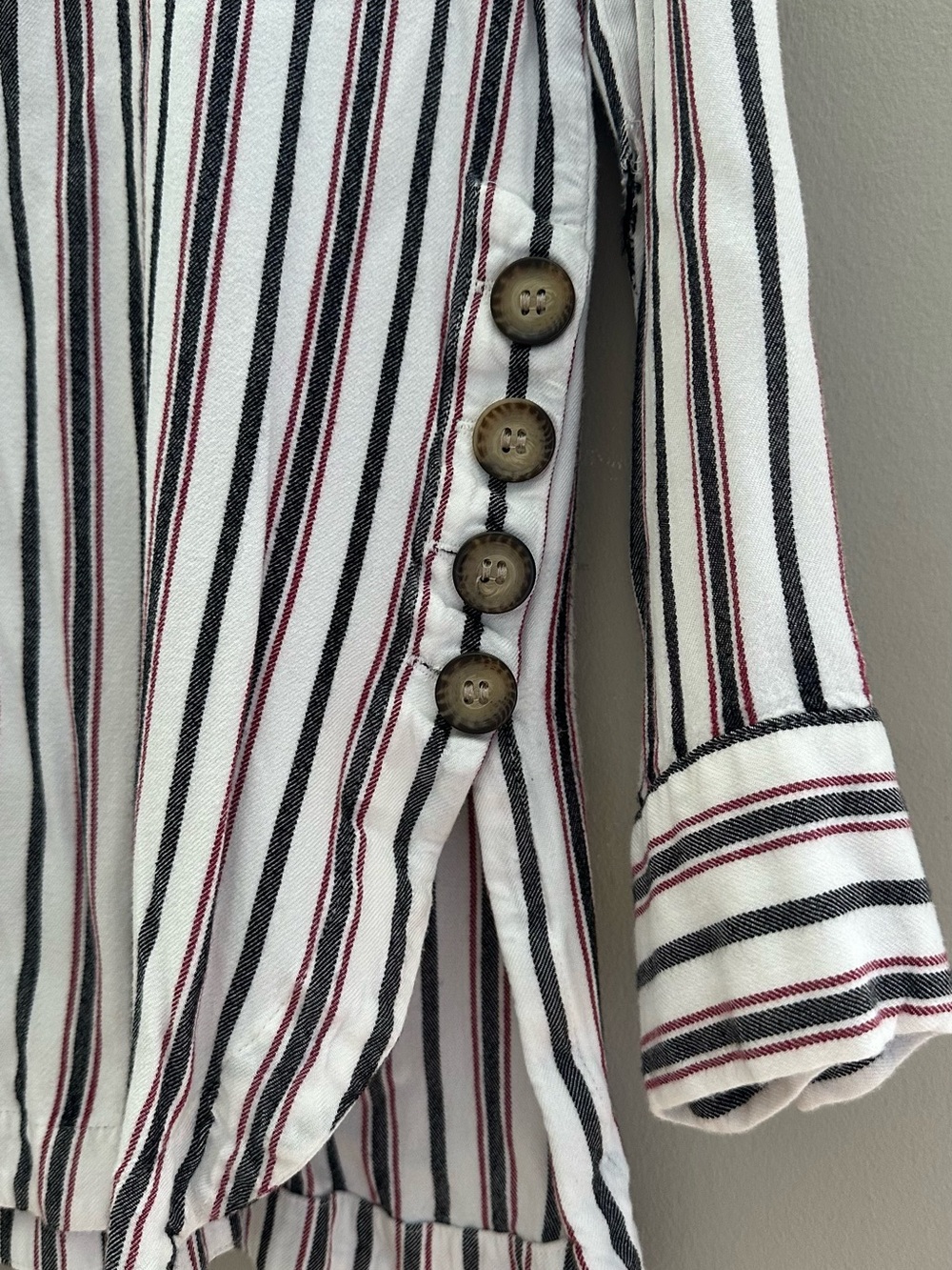 St. John’s Bay Women’s Small Striped Button Side Tunic Blouse - Picture 3 of 10